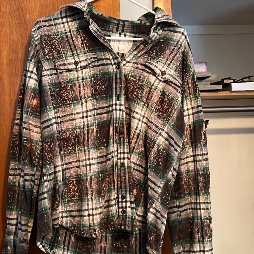 Button up Minnesota flannel.